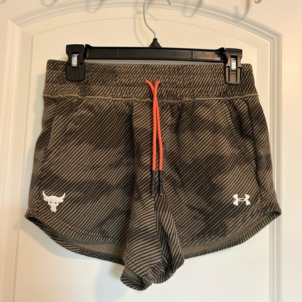 Under Armour Black and Green Athletic Shorts